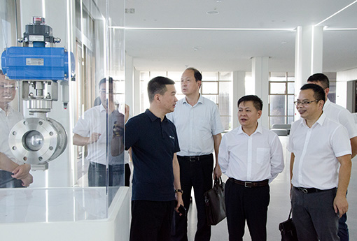 热点新闻 | 省科协领导谢牧人一行莅临浙江z6com尊龙指导